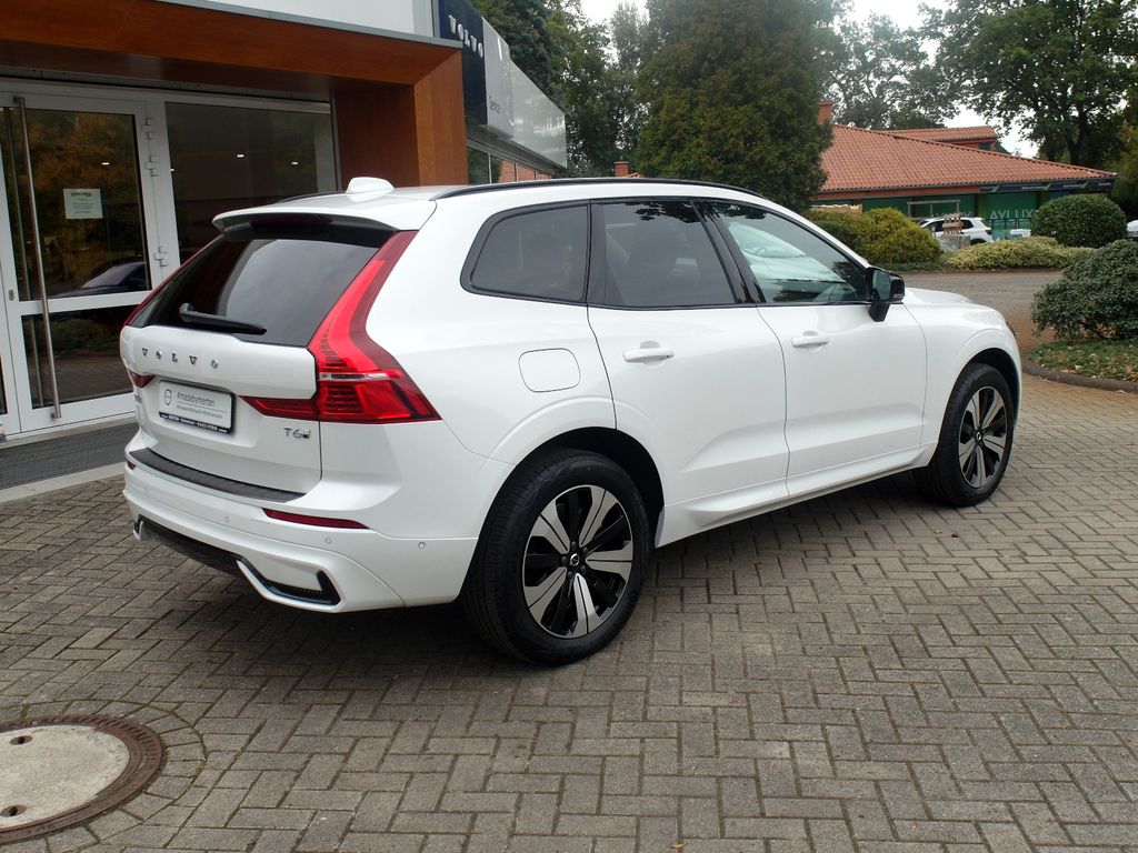 Volvo XC60 2025