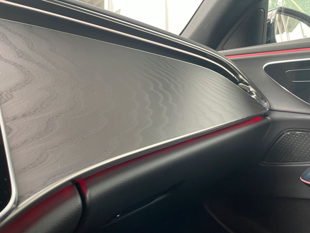 Mercedes-Benz E 300 2024