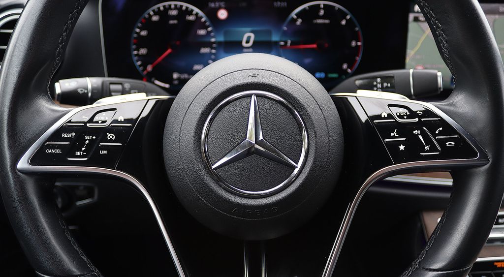 Mercedes-Benz E 220 2022