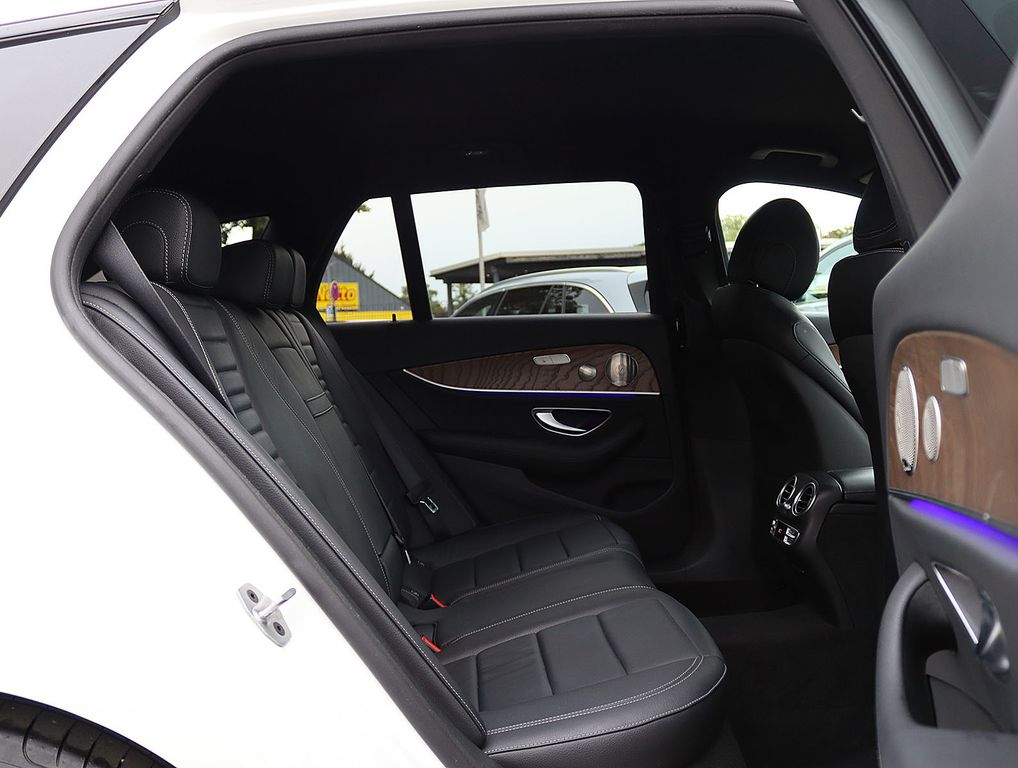 Mercedes-Benz E 220 2022