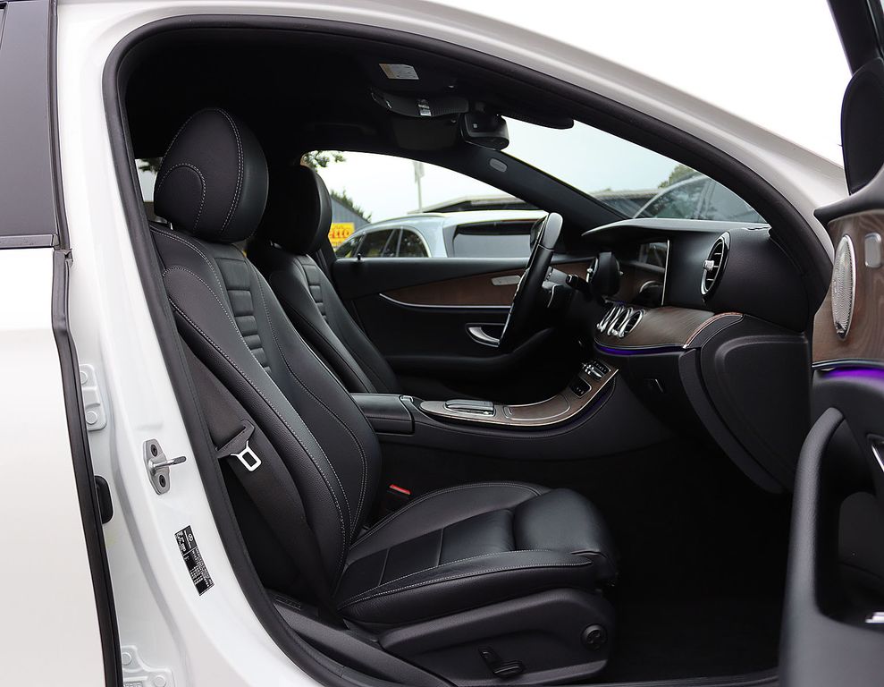 Mercedes-Benz E 220 2022