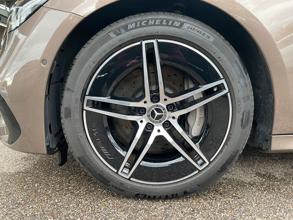 Mercedes-Benz E 300 2024