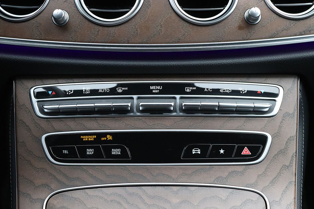 Mercedes-Benz E 220 2022