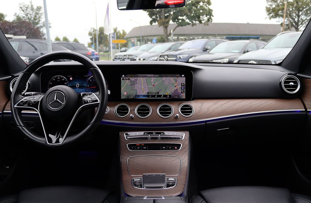 Mercedes-Benz E 220 2022