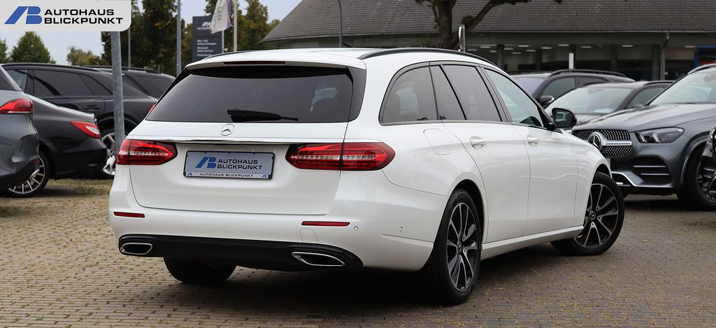 Mercedes-Benz E 220 2022