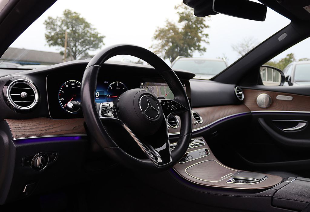 Mercedes-Benz E 220 2022