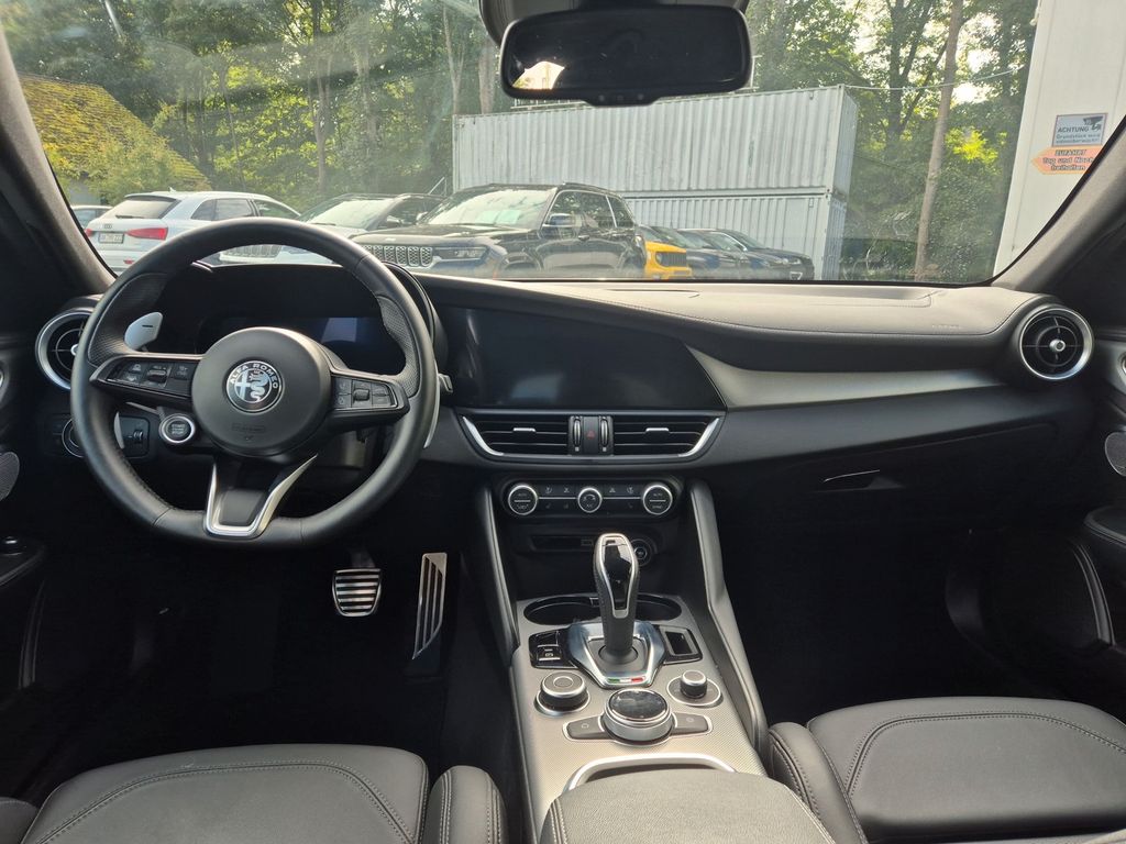 Alfa Romeo Giulia 2024