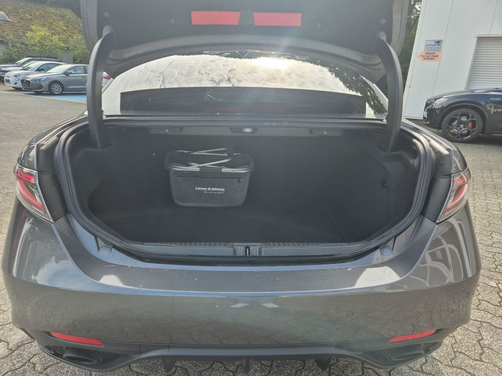 Alfa Romeo Giulia 2024