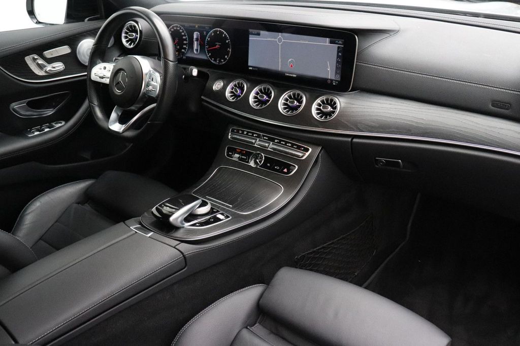 Mercedes-Benz E 200 2020