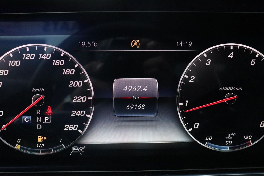 Mercedes-Benz E 200 2020