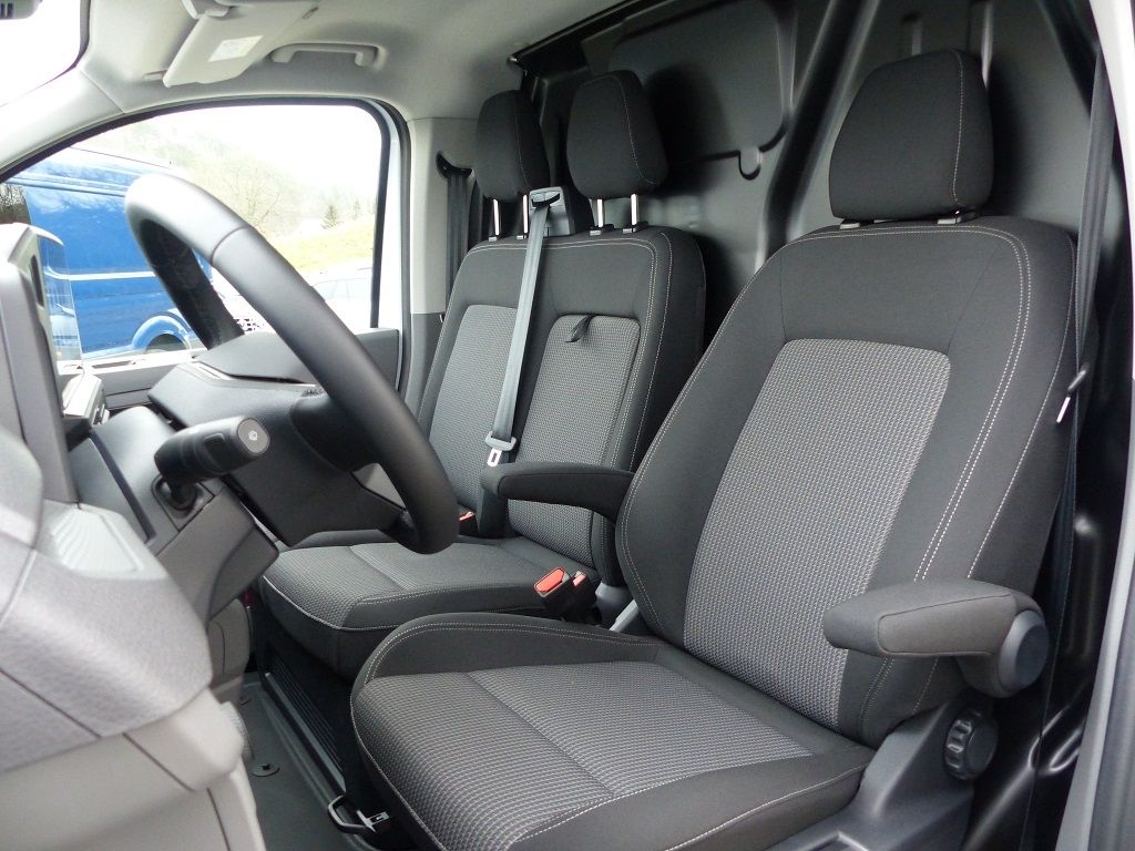 Volkswagen T7 Transporter 2025