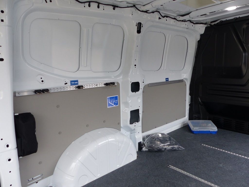 Volkswagen T7 Transporter 2025