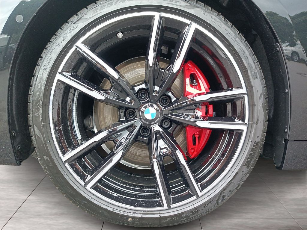 BMW M240i