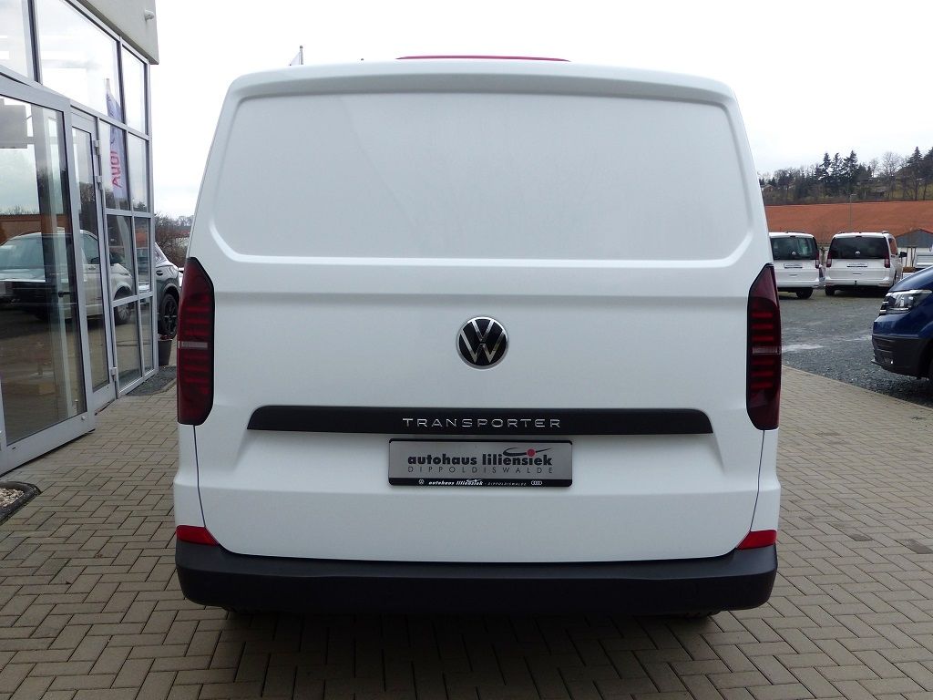Volkswagen T7 Transporter 2025