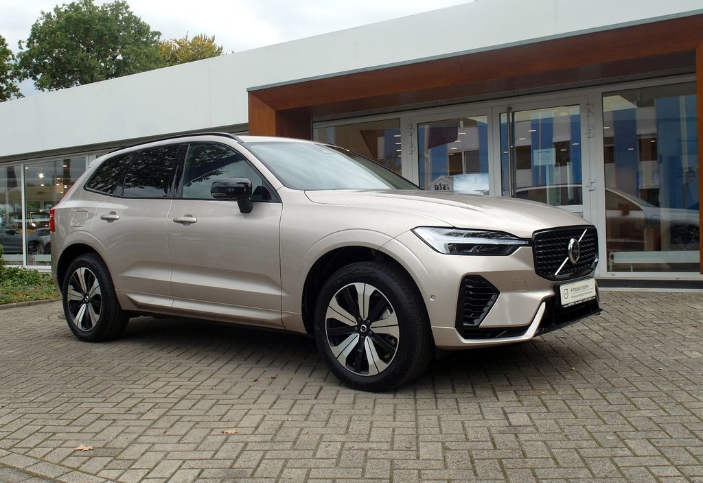 Volvo XC60 2025