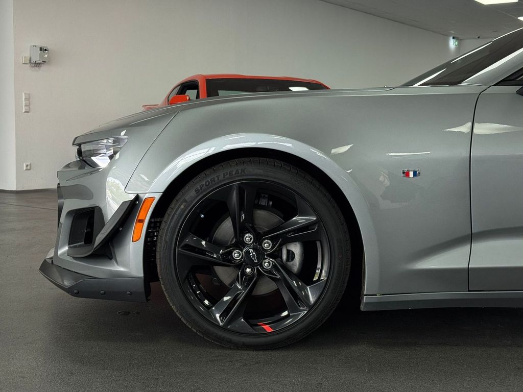 Chevrolet Camaro 2023