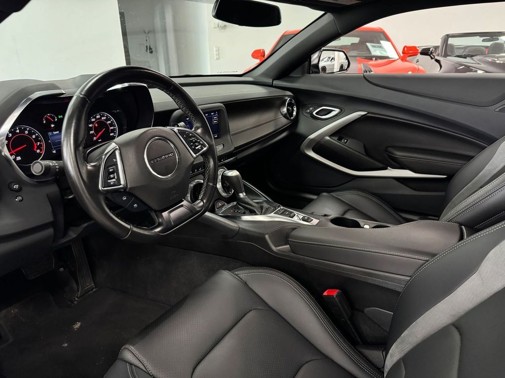 Chevrolet Camaro 2023