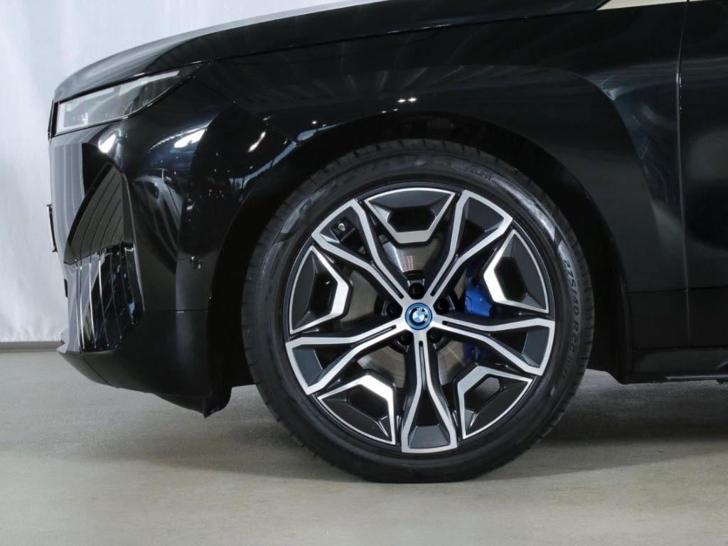 BMW iX 2022