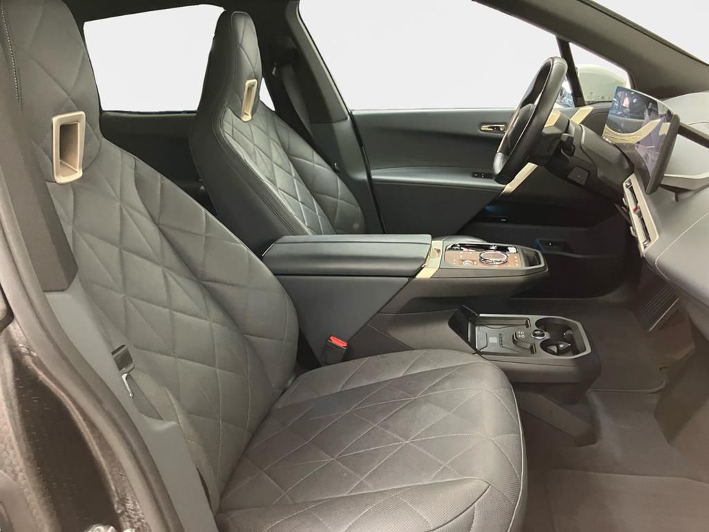 BMW iX 2023