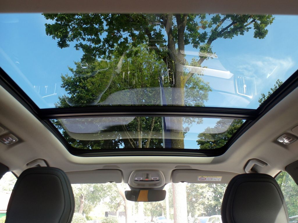 Volvo XC60 2025