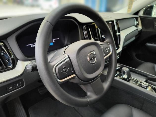 Volvo XC60 2024
