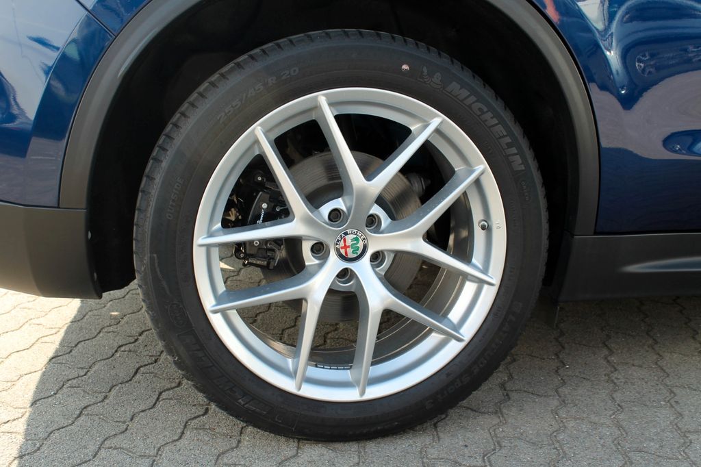 Alfa Romeo Stelvio 2020