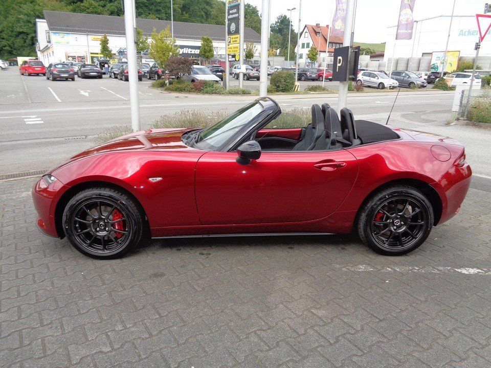 Mazda MX-5 2025