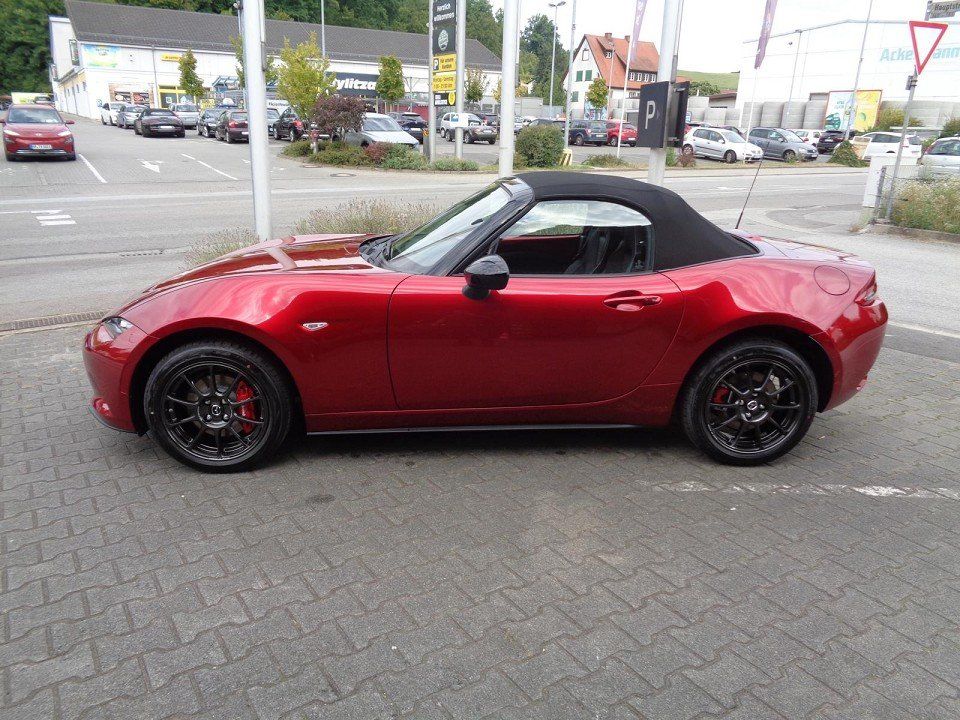 Mazda MX-5 2025