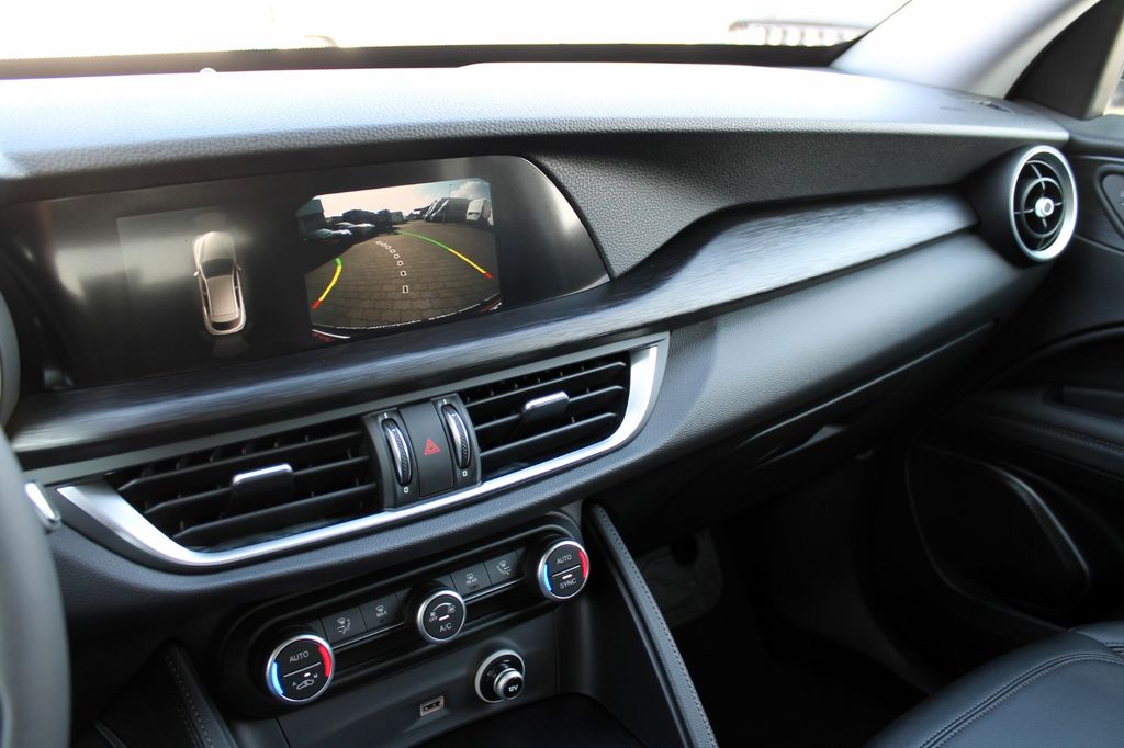 Alfa Romeo Stelvio 2020