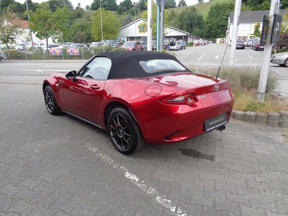 Mazda MX-5 2025