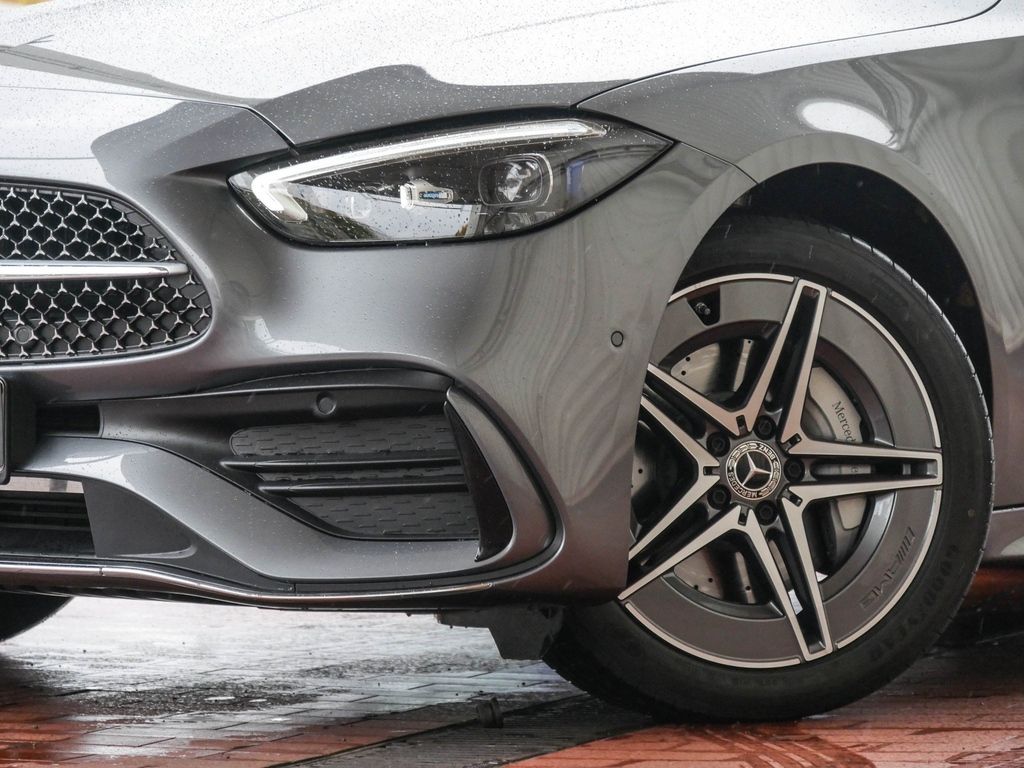 Mercedes-Benz C 300 2025