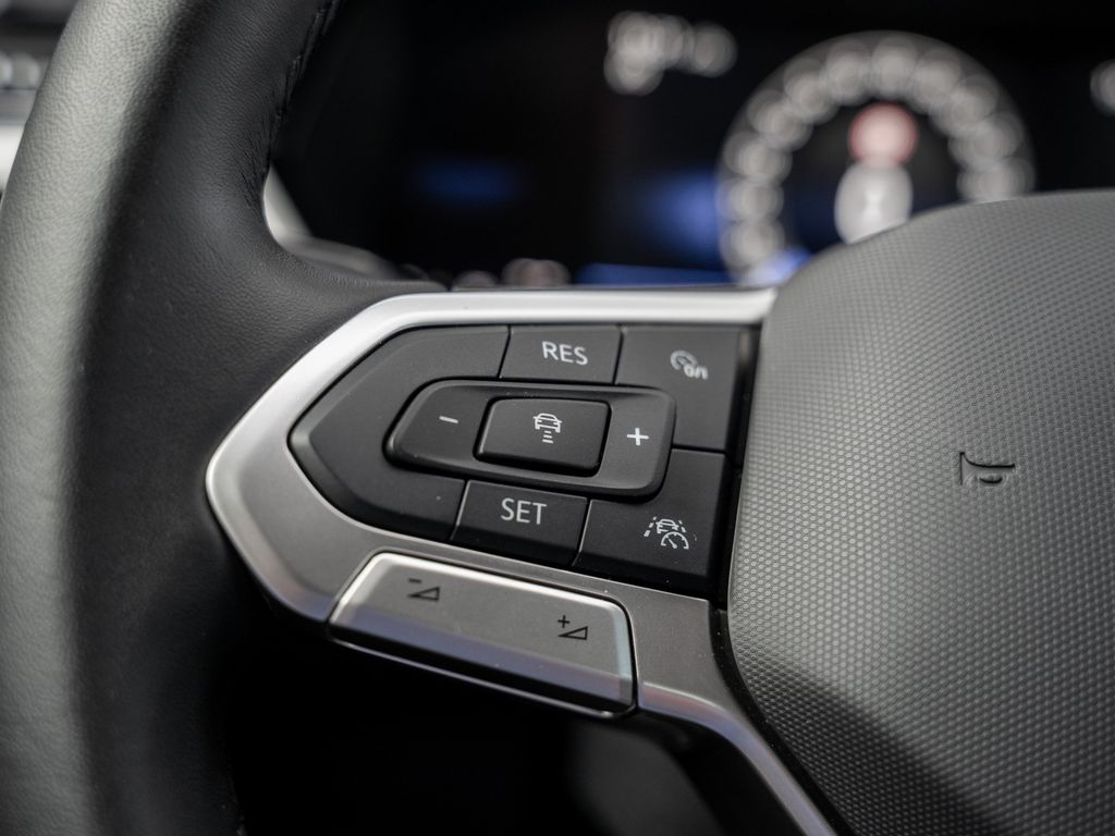 Volkswagen Touran 2024