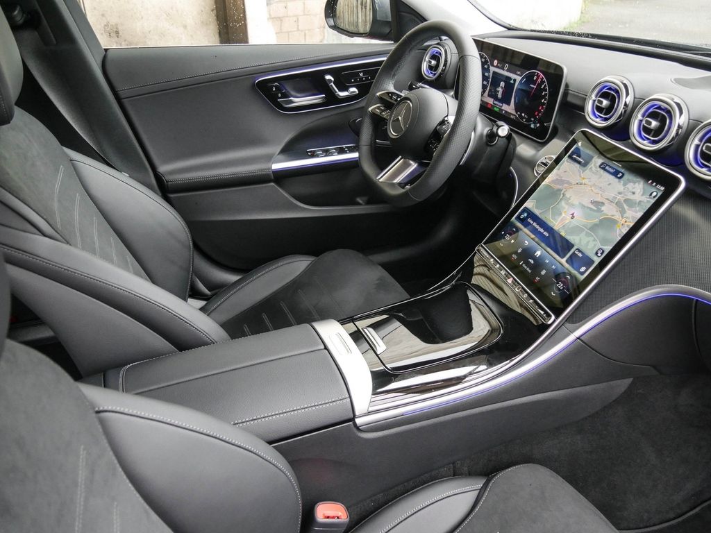 Mercedes-Benz C 300 2025