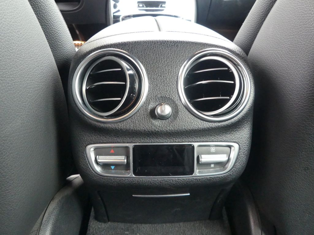 Mercedes-Benz E 300 2021