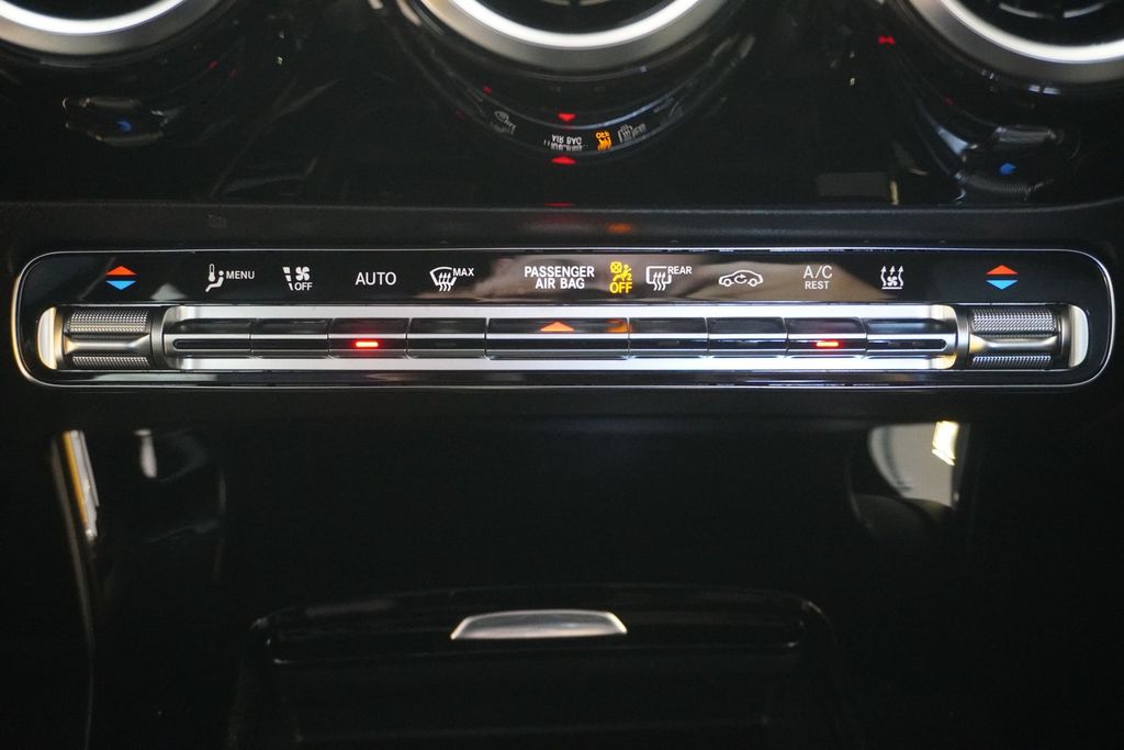 Mercedes-Benz CLA 250 2023