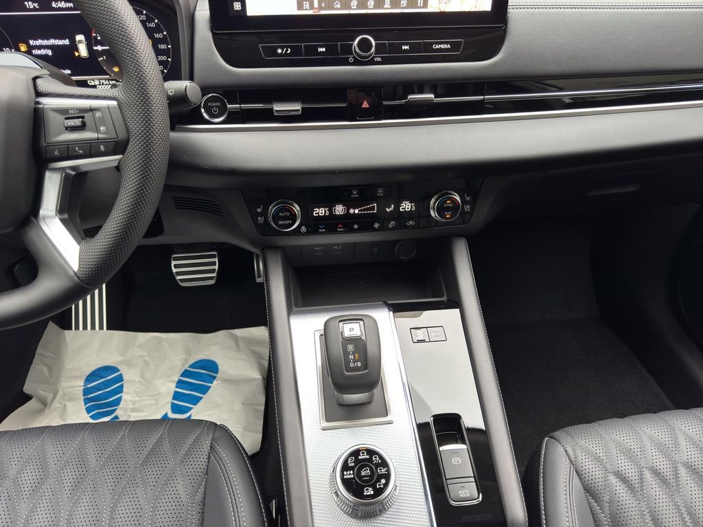 Mitsubishi Plug-in Hybrid Outlander 2025