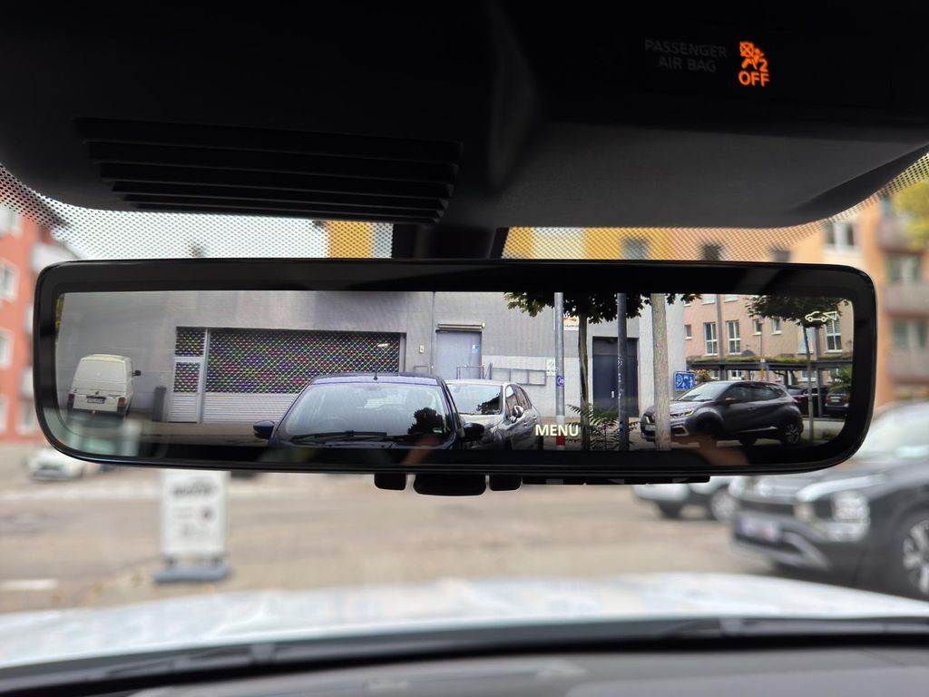 Mitsubishi Plug-in Hybrid Outlander 2025