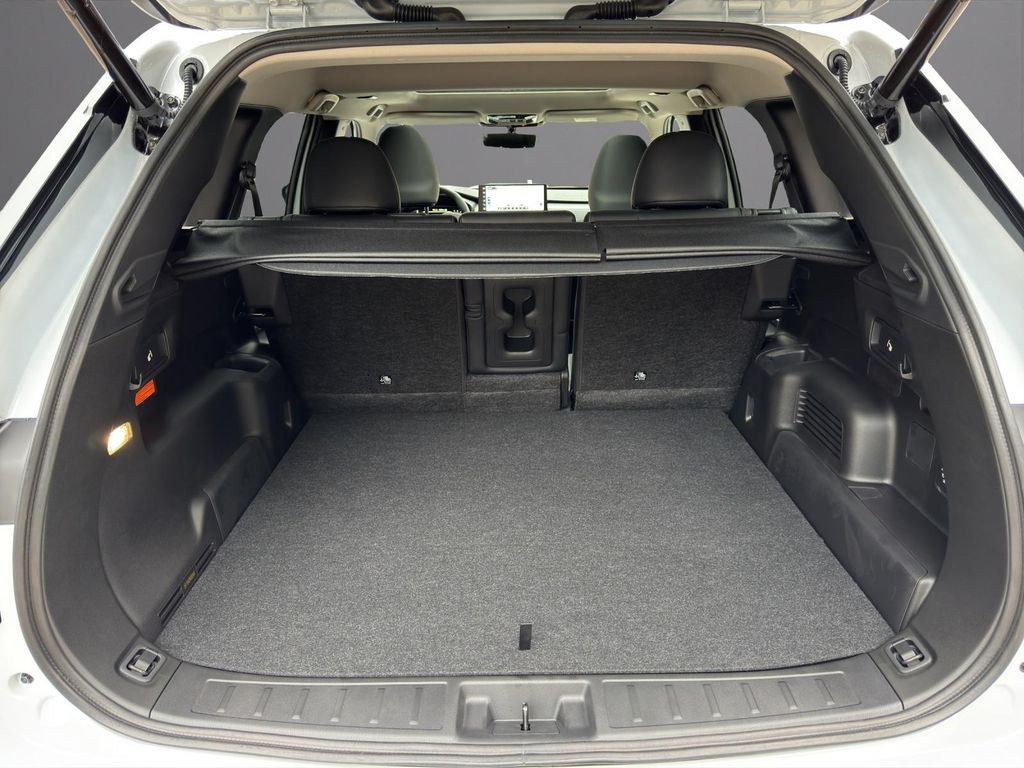 Mitsubishi Plug-in Hybrid Outlander 2025