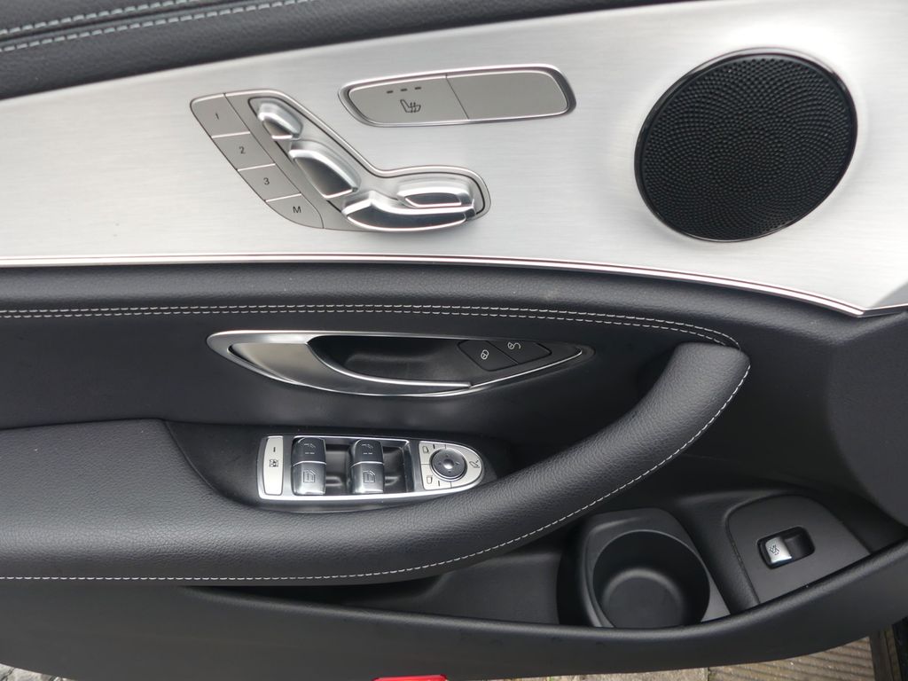 Mercedes-Benz E 300 2021