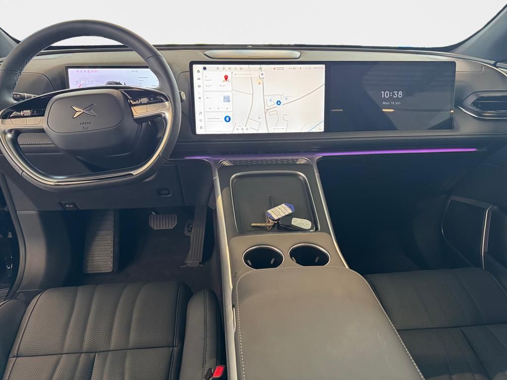 XPENG G9