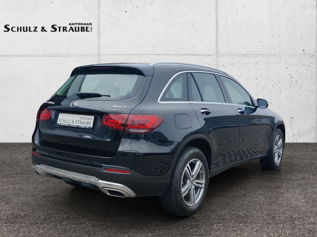 Mercedes-Benz GLC 300 2021