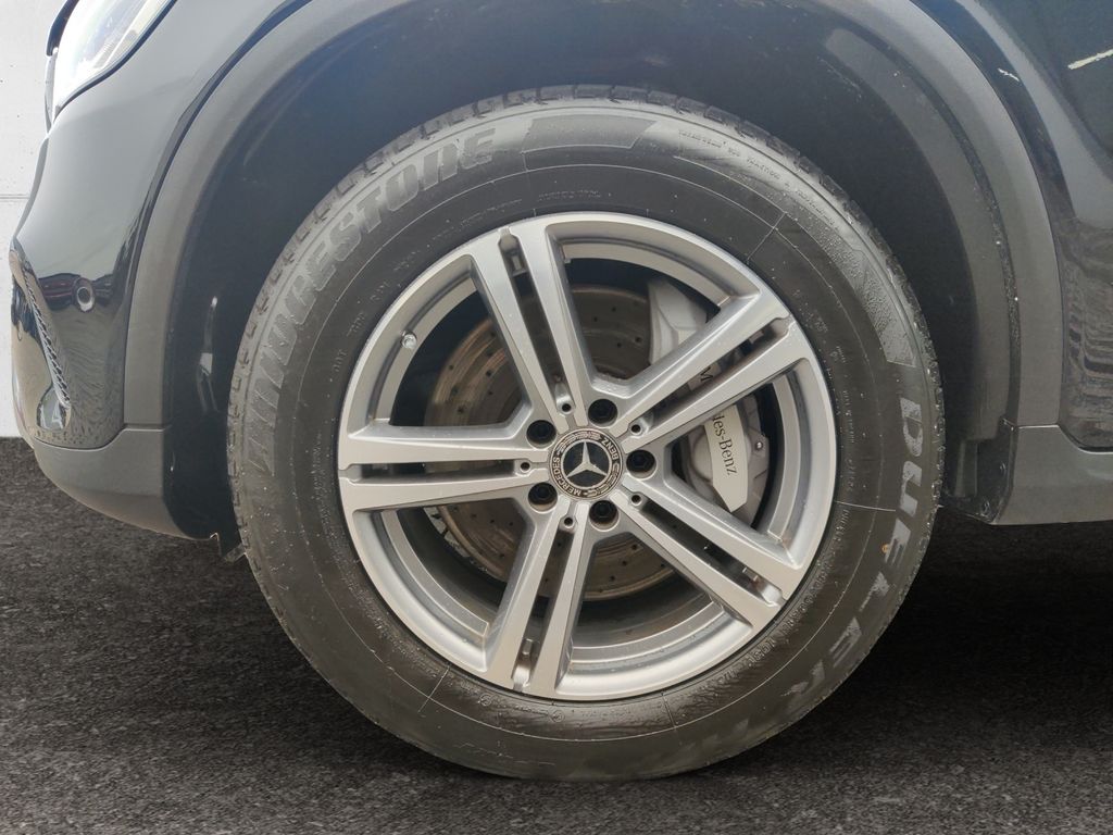 Mercedes-Benz GLC 300 2021