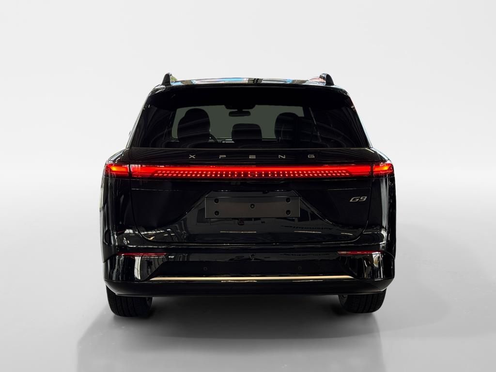 XPENG G9