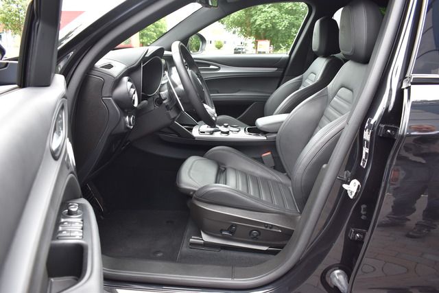 Alfa Romeo Stelvio 2024