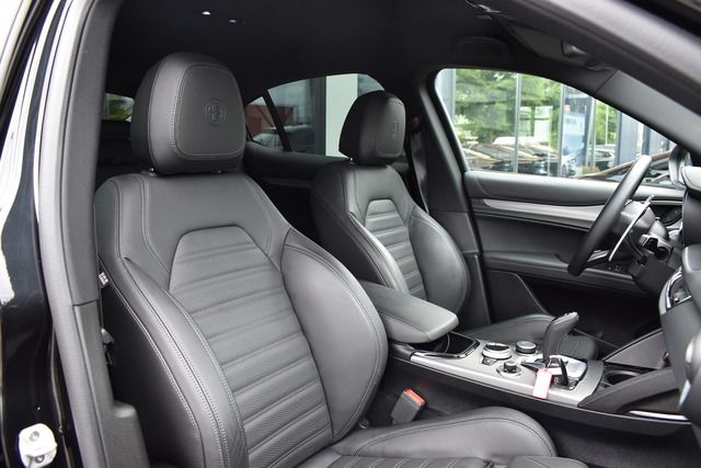 Alfa Romeo Stelvio 2024