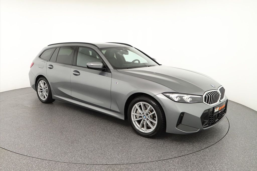 BMW 330 2025