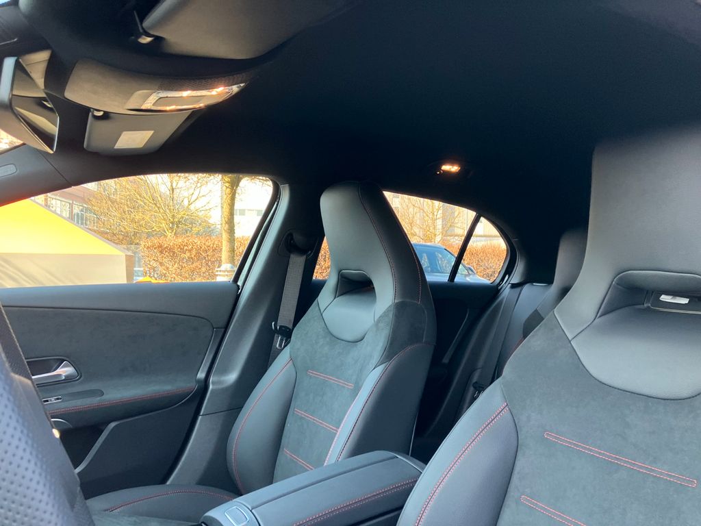 Mercedes-Benz A 250 2025