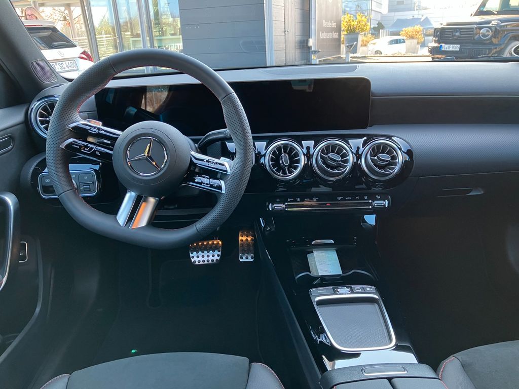 Mercedes-Benz A 250 2025