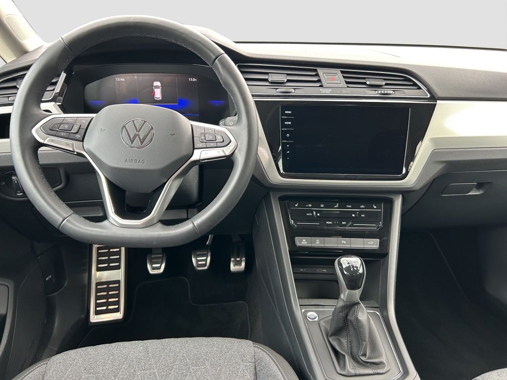 Volkswagen Touran 2024