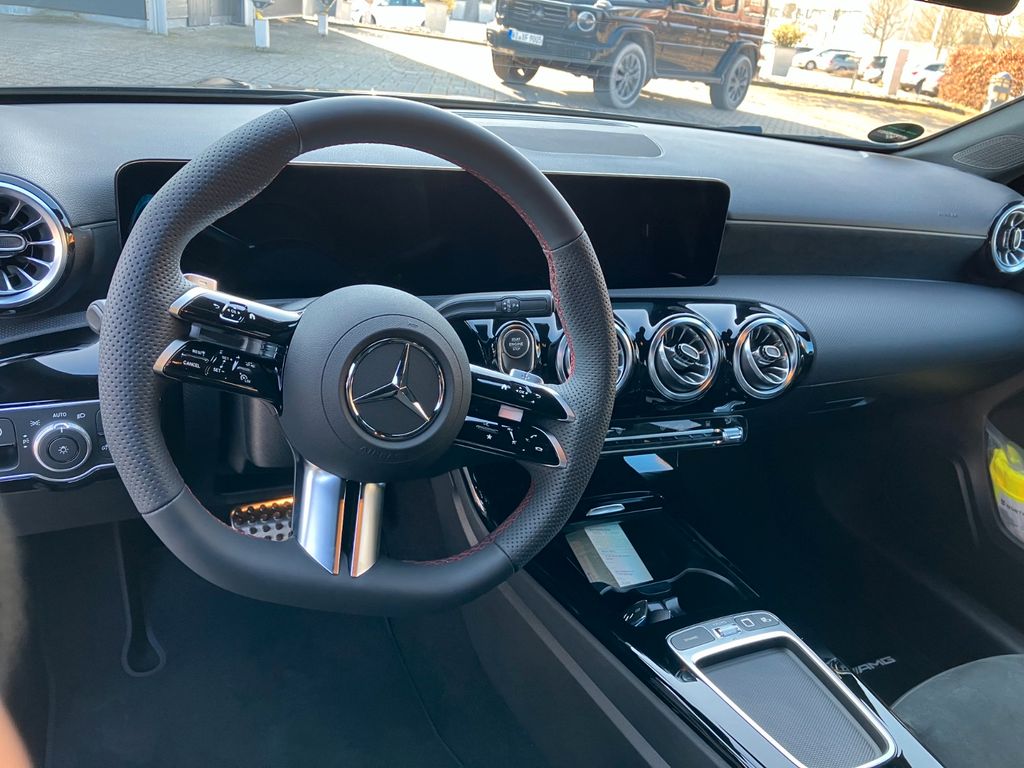 Mercedes-Benz A 250 2025